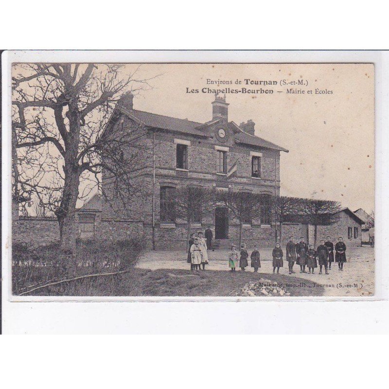 LA CHAPELLE BOURBON: mairie et écoles - très bon état