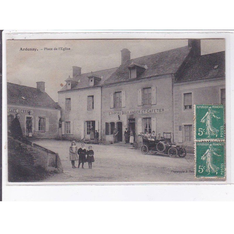 ARDENAY: place de l'église, l'oiseau boulanger et cafetier - très bon état