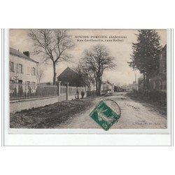 NOVION-PORCIEN - Rue Geoffreville, vers Rethel - très bon état