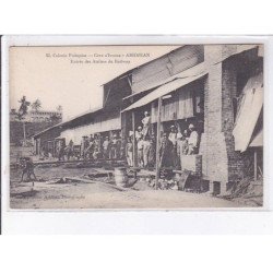 CÔTE D'IVOIRE: ABIDJEAN: entrée des ateliers du railway - très bon état