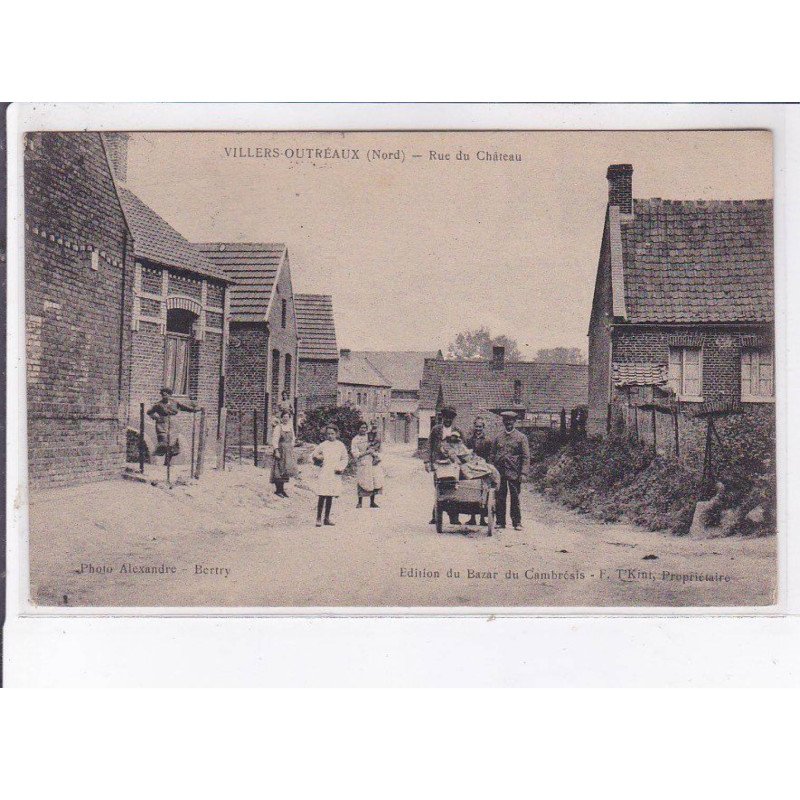 VILLERS-OUTREAUX: rue du château - très bon état