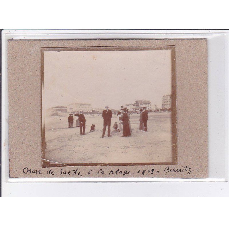BIARRITZ: Oscar roi de suède à la plage en 1898 - très bon état (petite photo collée sur carton)