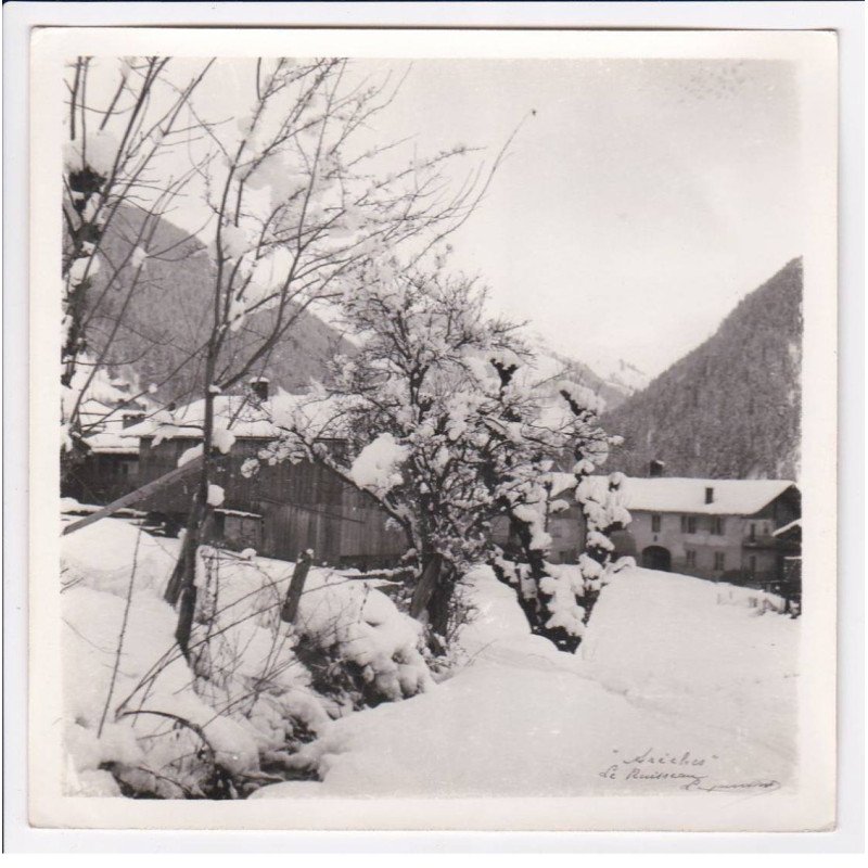 Photo 1936 de Lucien Gauthier : le ruisseau (contresignée - autographe) (ARECHES) - format 17x17 cm papier épais