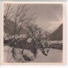 Photo 1936 de Lucien Gauthier : ruisseau derrière le chalet (ARECHES) - format 17x17 cm papier épais