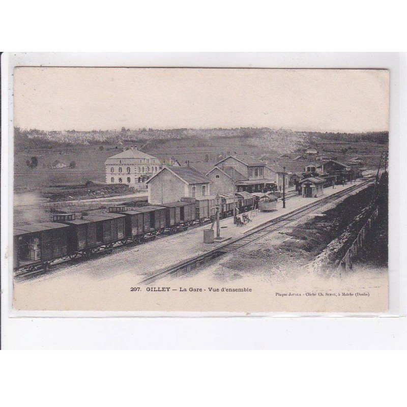 GILLEY: la gare, vue d'ensemble - très bon état