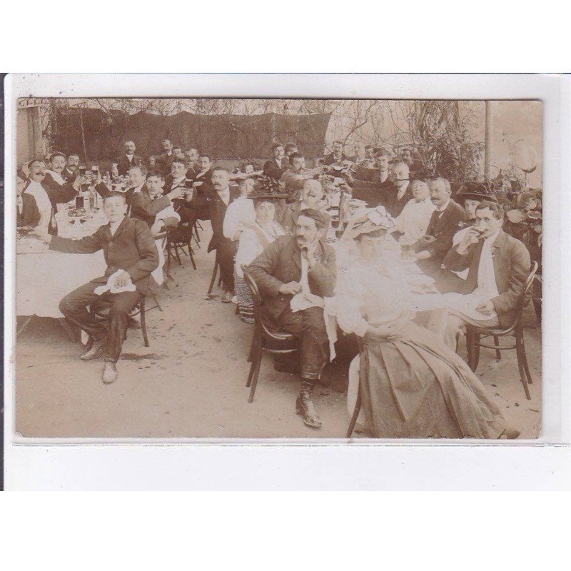 MANDEURE: banquet rouille - très bon état