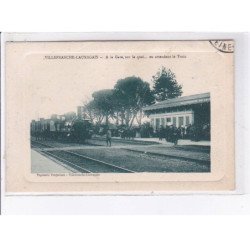 VILLEFRANCHE-LAURAGAIS: à la gare, sur le quai, en attendant le train - état