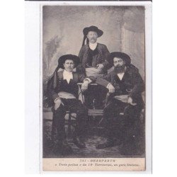 BRASPARTS: trois poilus du 14e territorial, en gars bretons - très bon état