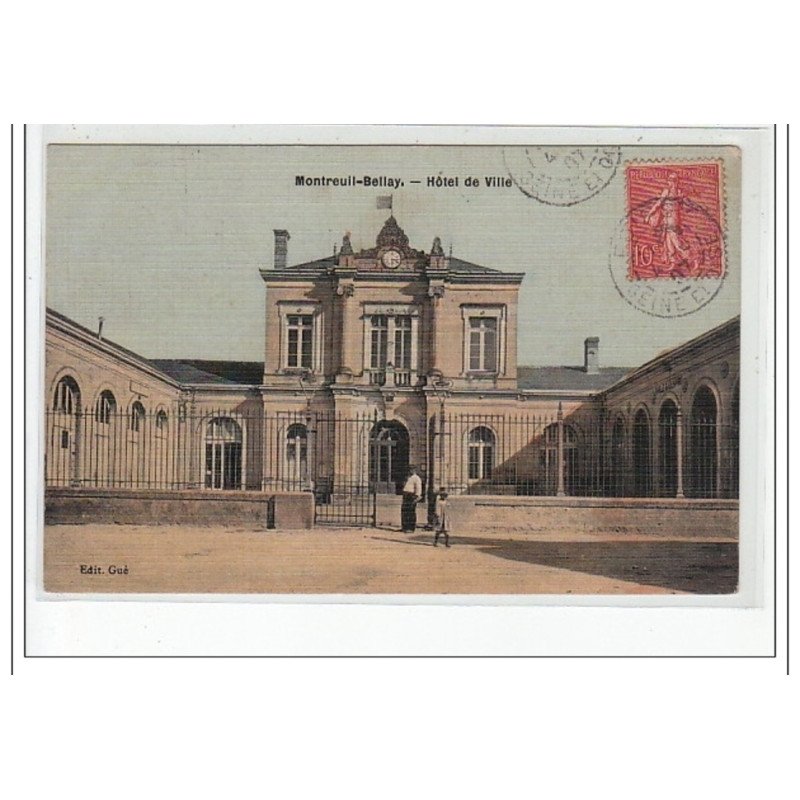 MONTREUIL BELLAY - Hôtel de Ville - très bon état