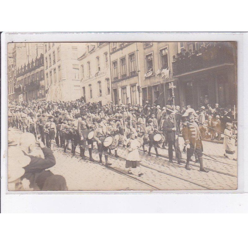 BOULOGNE-sur-MER: procession 1927 - très bon état