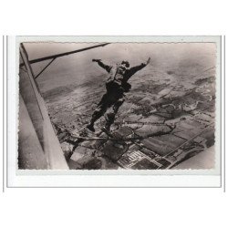 CHALON SUR SAONE - Sam Chasak, chef du Centre de Parachutisme de Bourgogne-Franche-Comté - très bon état