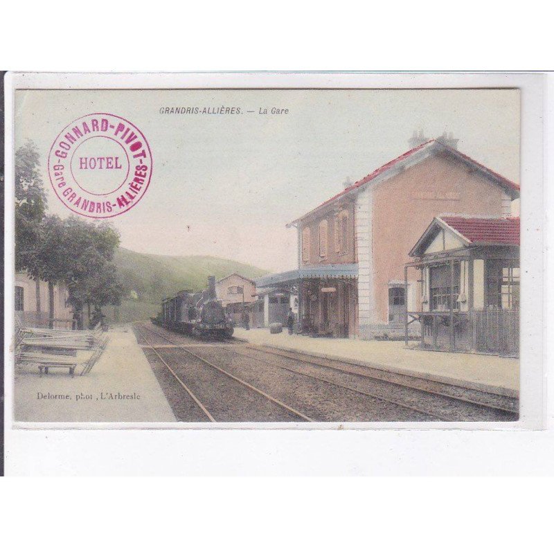 GRANDRIS-ALLIERES: la gare - état