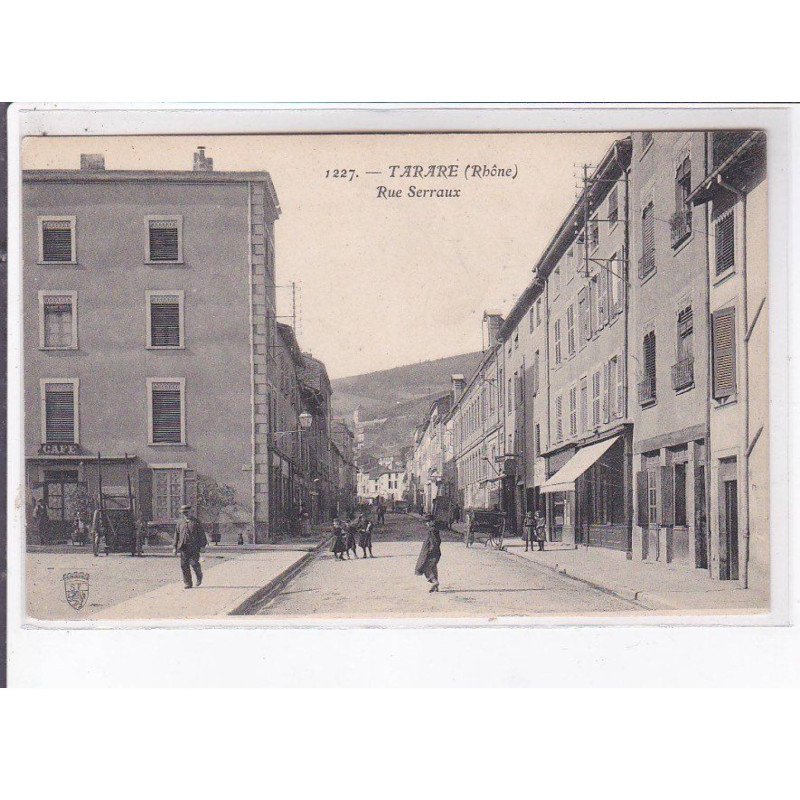 TARARE: rue serraux - très bon état