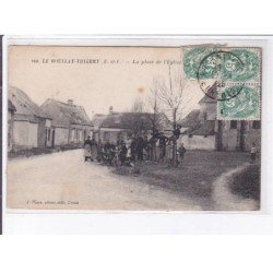 LE BOULLAY-THIERRY: la place de l'église - très bon état