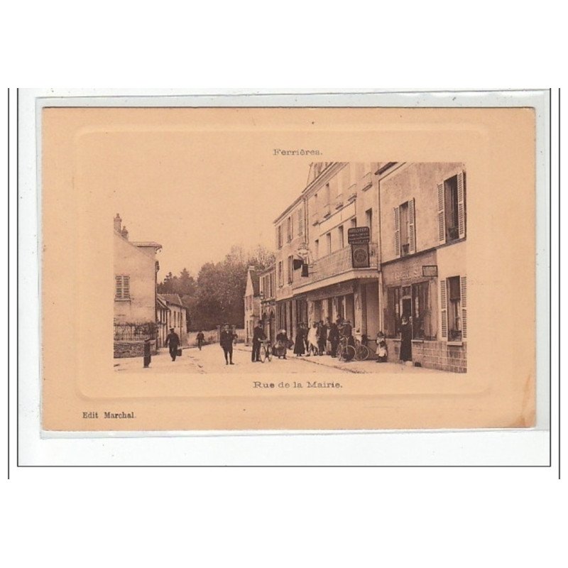 FERRIERES - Rue de la Mairie - très bon état