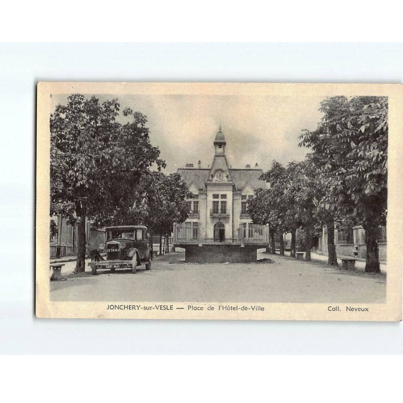 JONCHERY SUR VESLE : Place de l'Hôtel de Ville - état