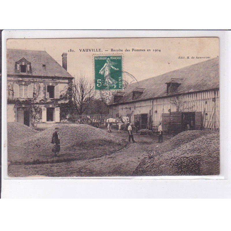 VAUVILLE: récolte des pommes en 1904 - très bon état