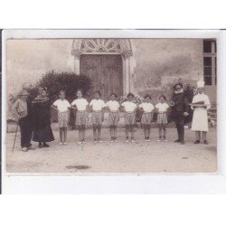 BARBEZIEUX: fête, les petits poucets - très bon état