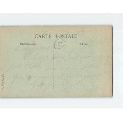 VITRY LE FRANCOIS : Carte Souvenir - état