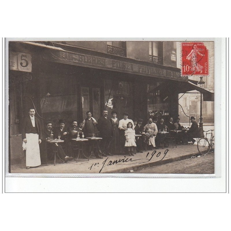 PARIS : carte photo d'un café (voir plaque et texte !!! chansonnier populaire)rue des filles du calvaire - très bon état