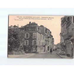 VERDUN : Rue de l'Hôtel de Ville et Place Chevert - très bon état