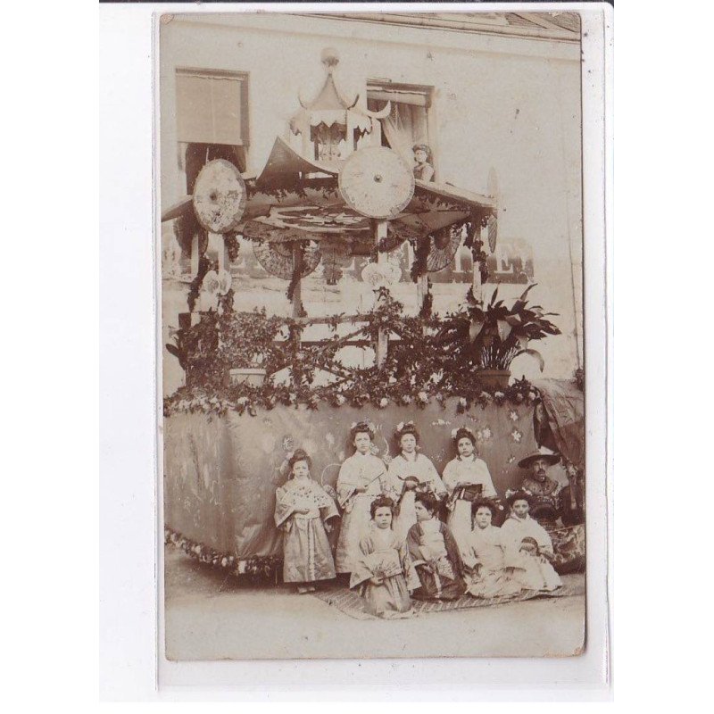 CHAMPIGNELLES: cavalcade, fête - très bon état