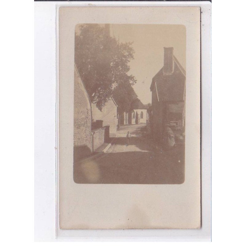 SAINT-PRIVE: scène de rue - très bon état