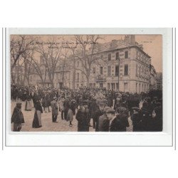 MOULINS - La Manifestation sur les Cours de la Préfecture 5 Février 1906 - très bon état