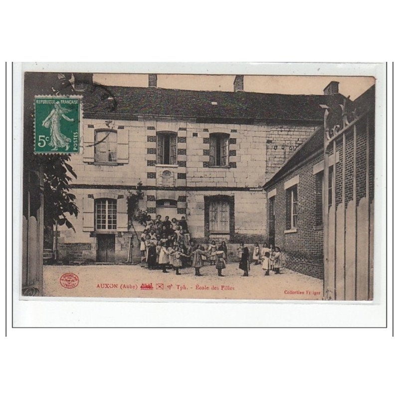 AUXON - Ecole des Filles - très bon état