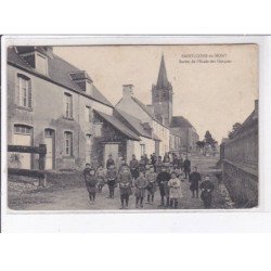SAINT-COME-du-MONT: sortie de l'école des garçons - très bon état