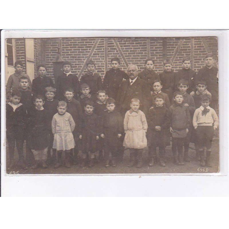 TROISSEREUX: école - très bon état