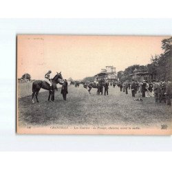 CHANTILLY : Les Courses, au Pesage, chevaux avant la sortie - très bon état