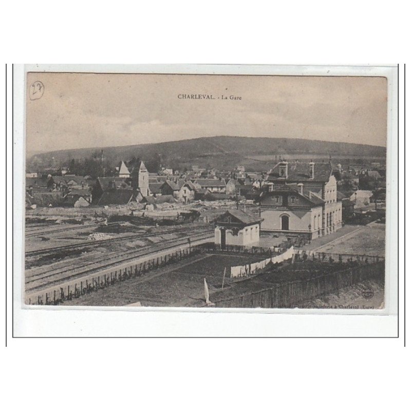 CHARLEVAL - La Gare - très bon état