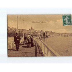 BOULOGNE SUR MER : La jetée ouest et le Port - état