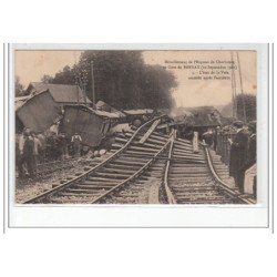 Déraillement de l'Express de Cherbourg en gare de BERNAY 10 Septembre 1910 - la voie après l'accident - très bon é