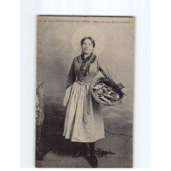 BOULOGNE SUR MER : Marchande de poissons - très bon état