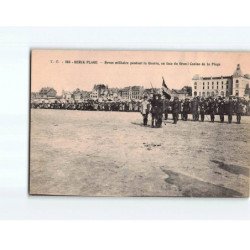 BERCK : Revue militaire pendant la Guerre, en face du Grand Casino de la Plage - état