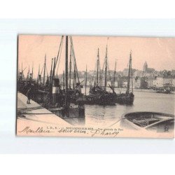 BOULOGNE SUR MER : Vue générale du Port - très bon état