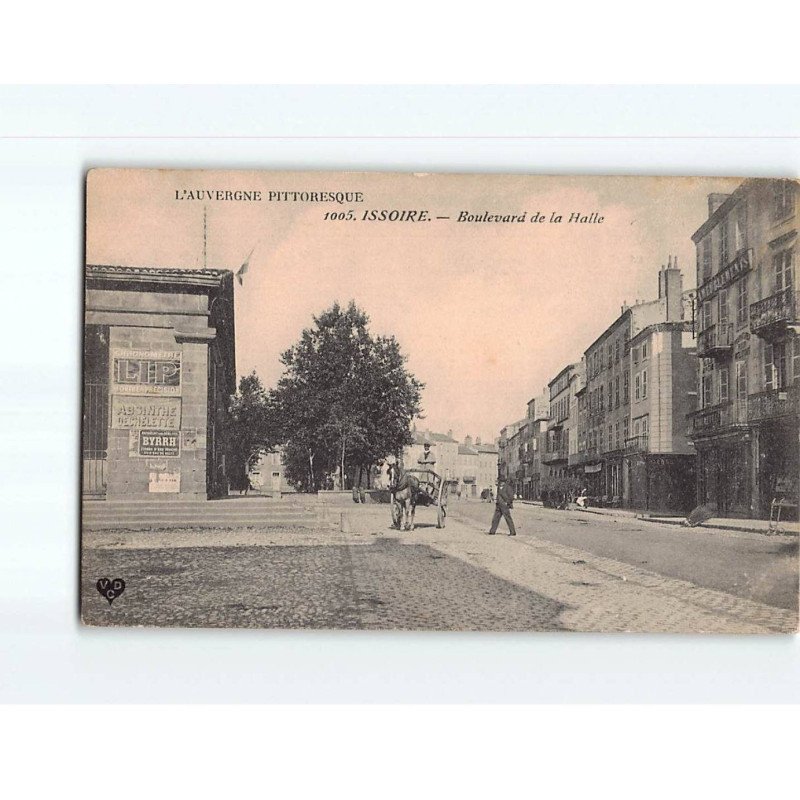 ISSOIRE : Boulevard de la Halle - très bon état