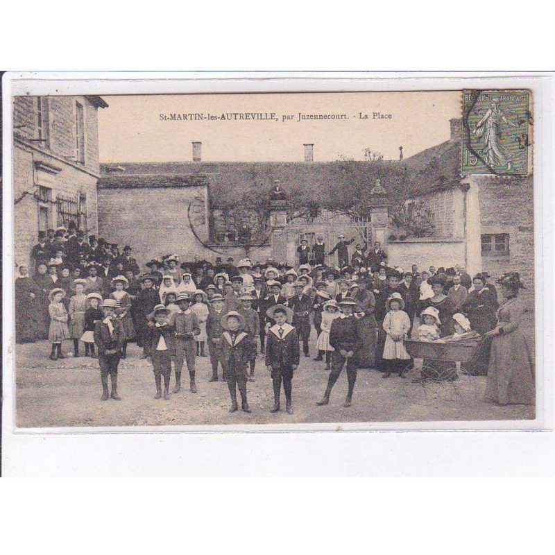 SAINT-MARTIN-les-AUTREVILLE: la place - très bon état