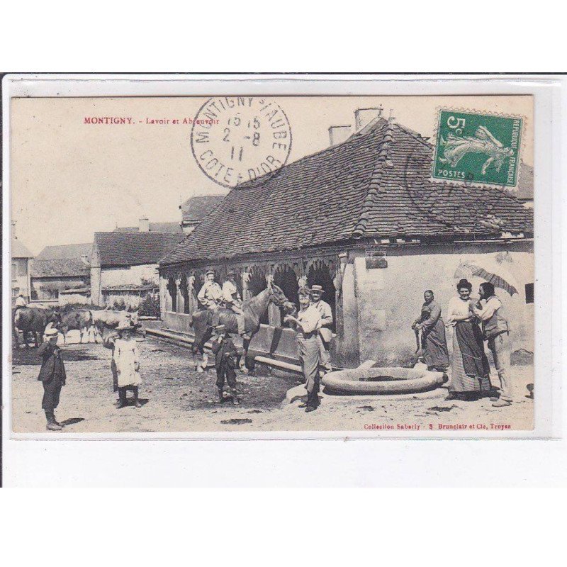 MONTIGNY: lavoir et abreuvoir - très bon état