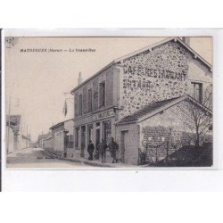 MATOUGUES: la grand-rue, familistere - très bon état