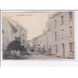 LES MOUSSIERES: rue de la poste - très bon état