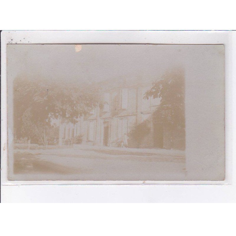 LE PINQUAT: 2CPA, villa et chemin - très bon état