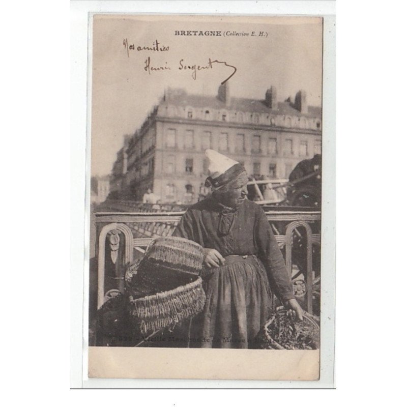 NANTES - Vieille Marchande de Marée - très bon état