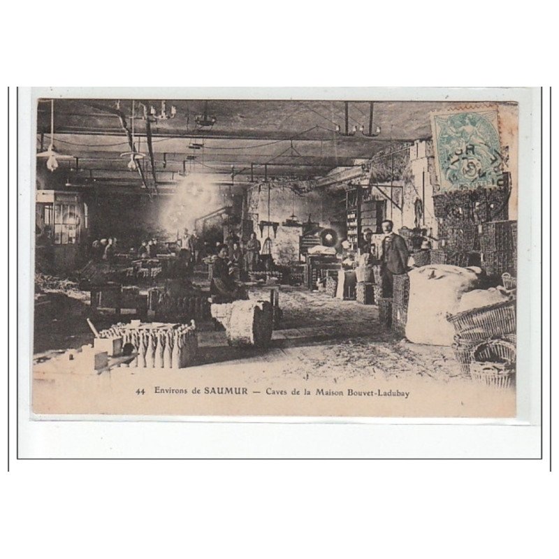 Environs de SAUMUR - Caves de la Maison Bouvet-Ladubay - très bon état