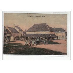 MARIGNY - Place des halles - très bon état
