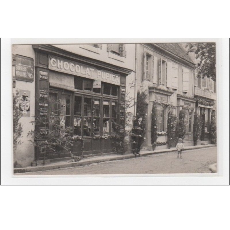 LE DONJON : carte photo vers 1920 - très bon état