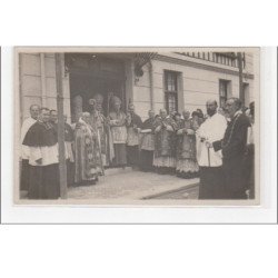 LISIEUX : carte photo en 1925 - très bon état (procession)