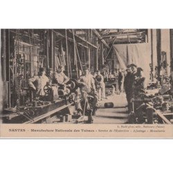 NANTES : Manufacture Nationale des Tabacs vers 1920 - service de l'entretient - ajustage - menuiserie - très bon état